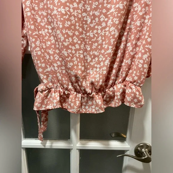 Sienna Sky Floral Cross Over Tie Top - Picture 7 of 10